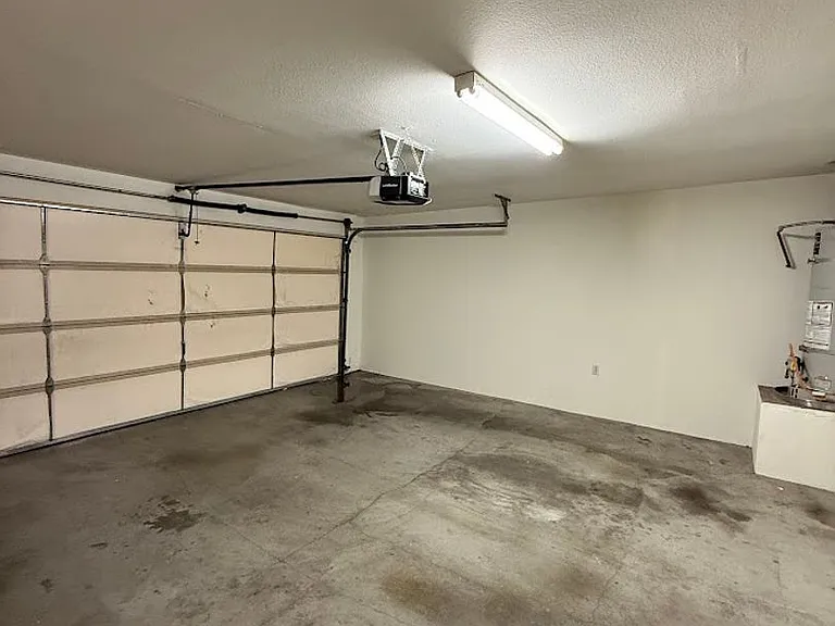 15766 Midwood Dr #4 — Photo 43