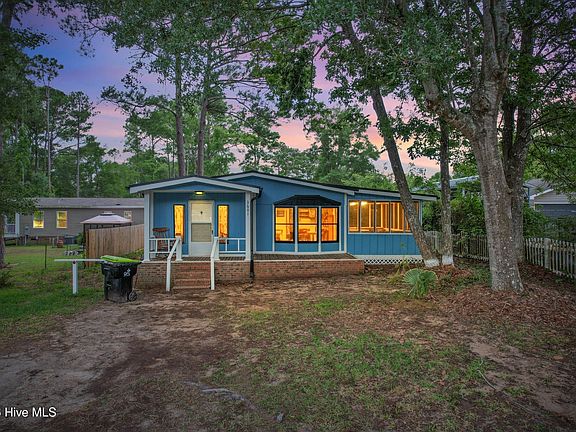 4th image of 3601 Lakeview Drive SW