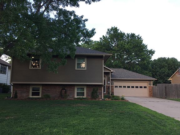 Sprinkler system, easy to maintain yard and garden, gate to