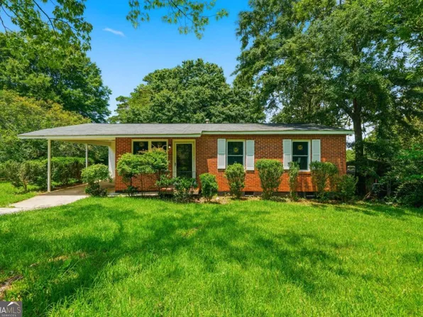 4913 Bartlett Rd, Forest Park, GA 30297