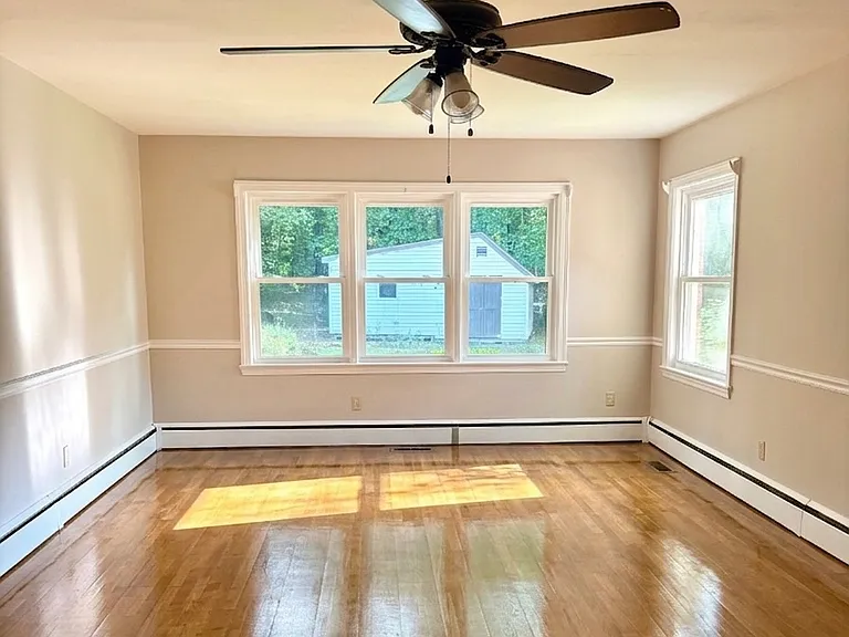 402 Elberta Ave — Photo 8