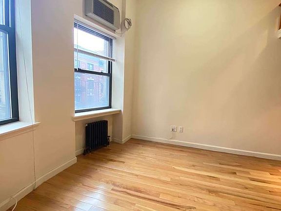 2nd image of 307 W 93rd St APT 5E7