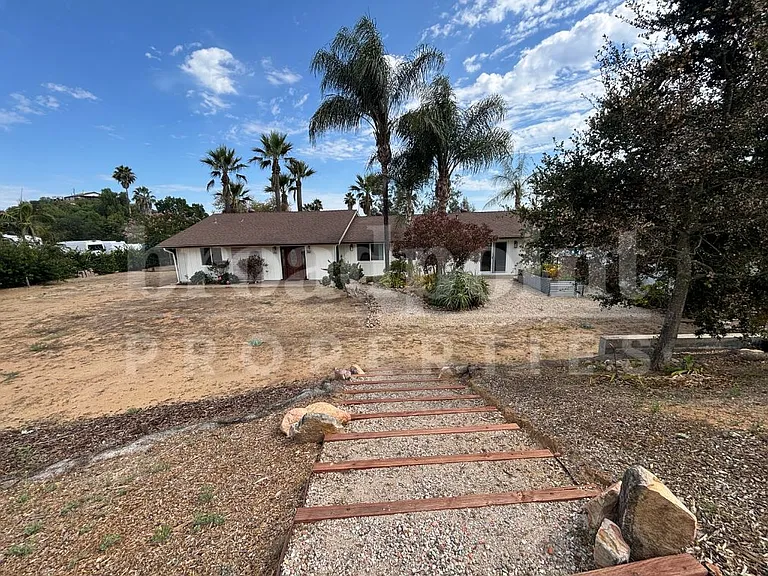 11145 Meadow Glen Way E — Photo 2