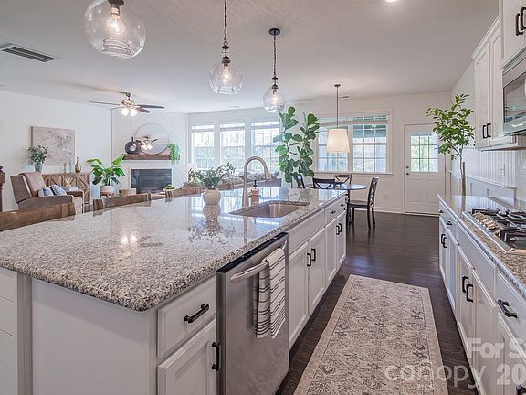 5th image of 3013 Hudson Mill Dr