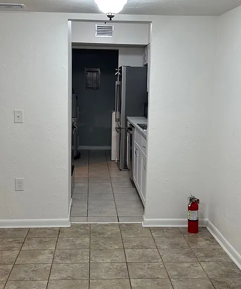 7209 SW 45th Pl — Photo 5