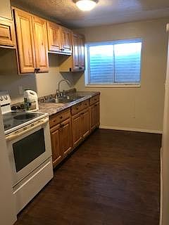 2nd image of 7060 S Carter Cir