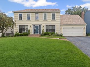 4829 Kings Way W, Gurnee, IL 60031