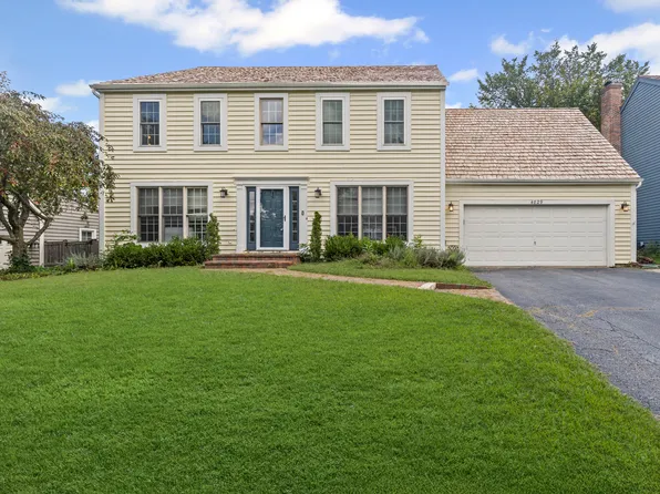 4829 Kings Way W, Gurnee, IL 60031