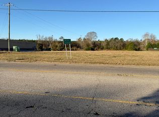 1210 Peach Orchard Rd, Sumter, SC 29154