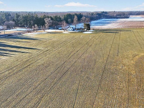 3rd image of V/l E Round Lake Rd