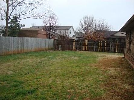 2nd image of 1200 NE 24th St