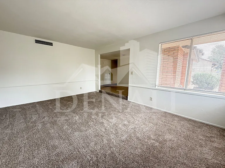 1016 W Nido Ave — Photo 5