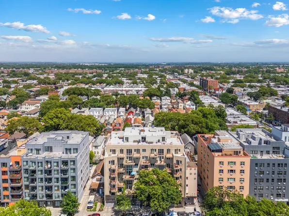 2511 Ocean Avenue image 17 of 21