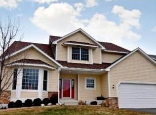 1878 Sandbar Cir, Waconia, MN 55387