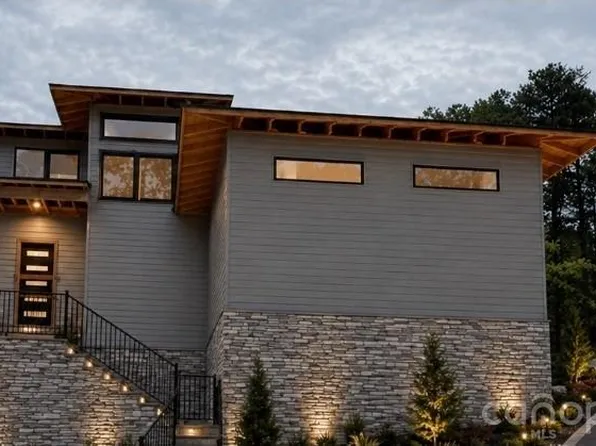 138 Broken Arrow Rd, Statesville, NC 28677