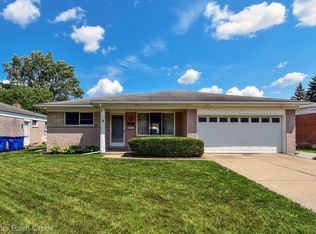 28154 Liberty Dr, Warren, MI