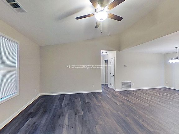 2nd image of 658 Tarragon Way SW