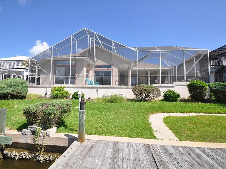 16 Cedarwood Ct — Photo 36