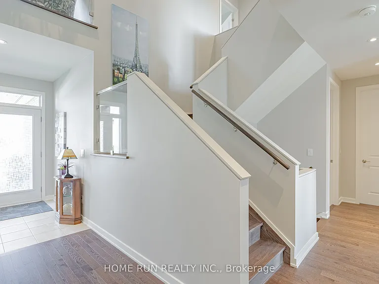 451 Longworth Ave — Photo 22