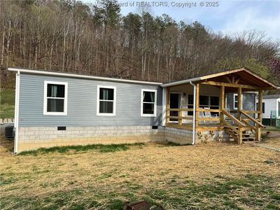 72 Sheridan Rd, Branchland, WV, 25506