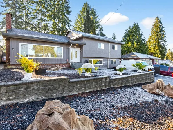 928 Stanton Ave, Coquitlam, BC V3J 4V2