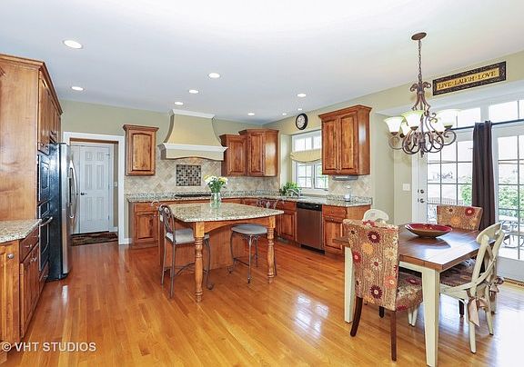 5th image of 26500 Tall Spruce Dr