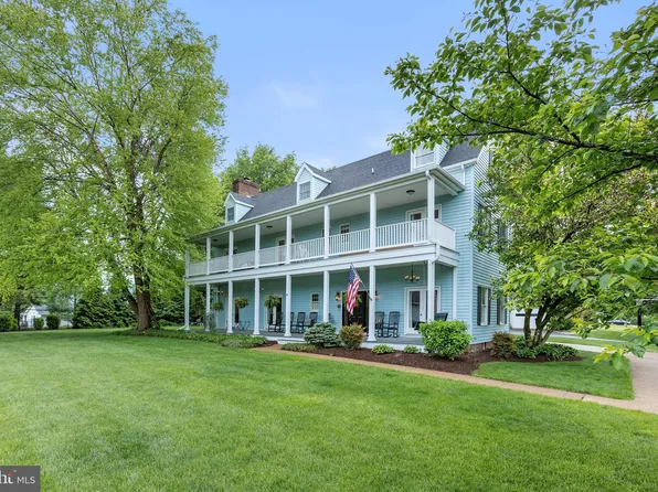 741 Eagle St, Woodstock, VA 22664