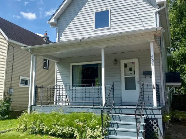 1306 Seymour St, Sault Sainte Marie, MI 49783