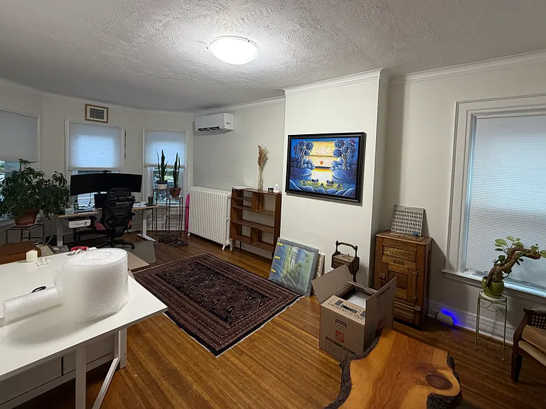 2nd Living Room