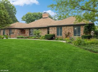 43 Dougshire Ct, Burr Ridge, IL 60527