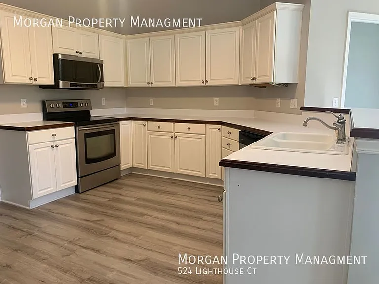 524 Lighthouse Ct — Photo 4