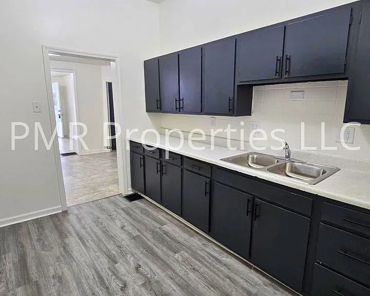 3517 Lafayette St — Photo 3