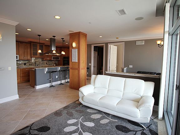 Custom loft with fabulous views of downtown