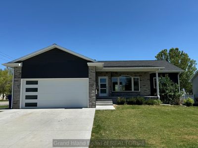 1021 9th Ave, Kearney, NE, 68845