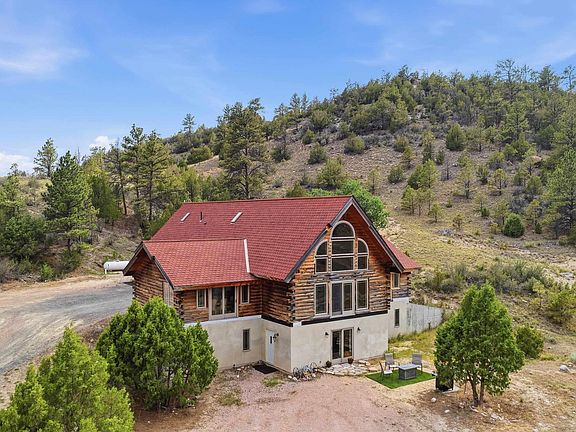 2nd image of 243 Pleasant Valley Rd
