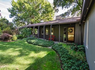 1155 McCully Dr, Pittsburgh, PA 15235