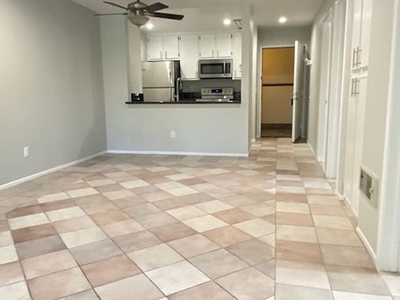 4th image of 4260 3rd Ave APT 107