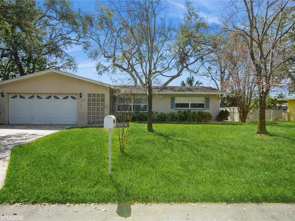 2652 Forest Pkwy S, Largo, FL 33771