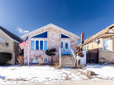 (Undisclosed Address), Chicago, IL, 60629