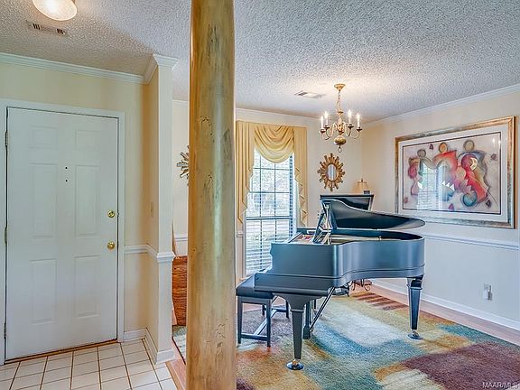 4th image of 2353 Cedarwood Ln