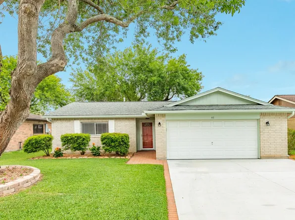 47 Wagon Lane Loop, Angleton, TX 77515