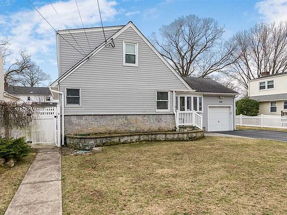 3rd image of 104 Ontario Ave