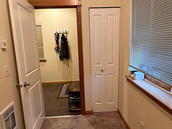 Bedroom 3 - study/den