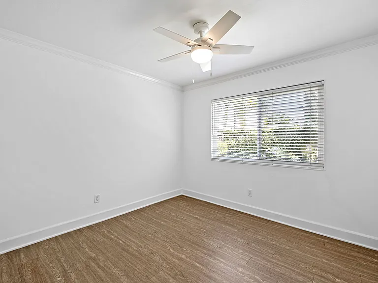 23125 Adolph Ave — Photo 31