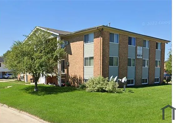2 bed, 800 sqft, $1,075 — Photo 2