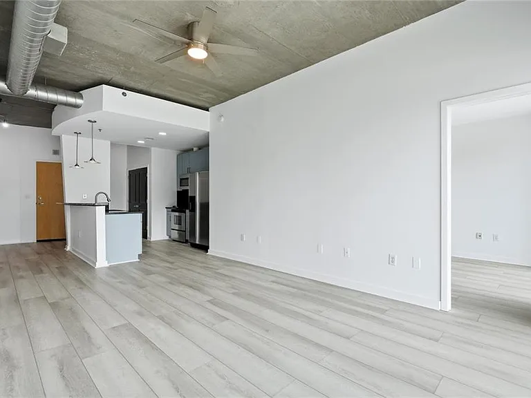 943 Peachtree St NE #1210 — Photo 9