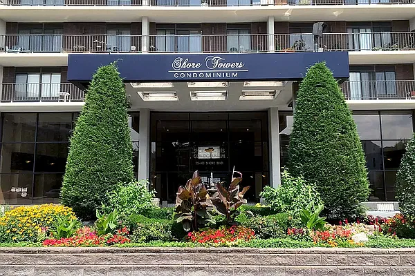 Sold by Daniel Gale Sotheby's International Realty | media 3