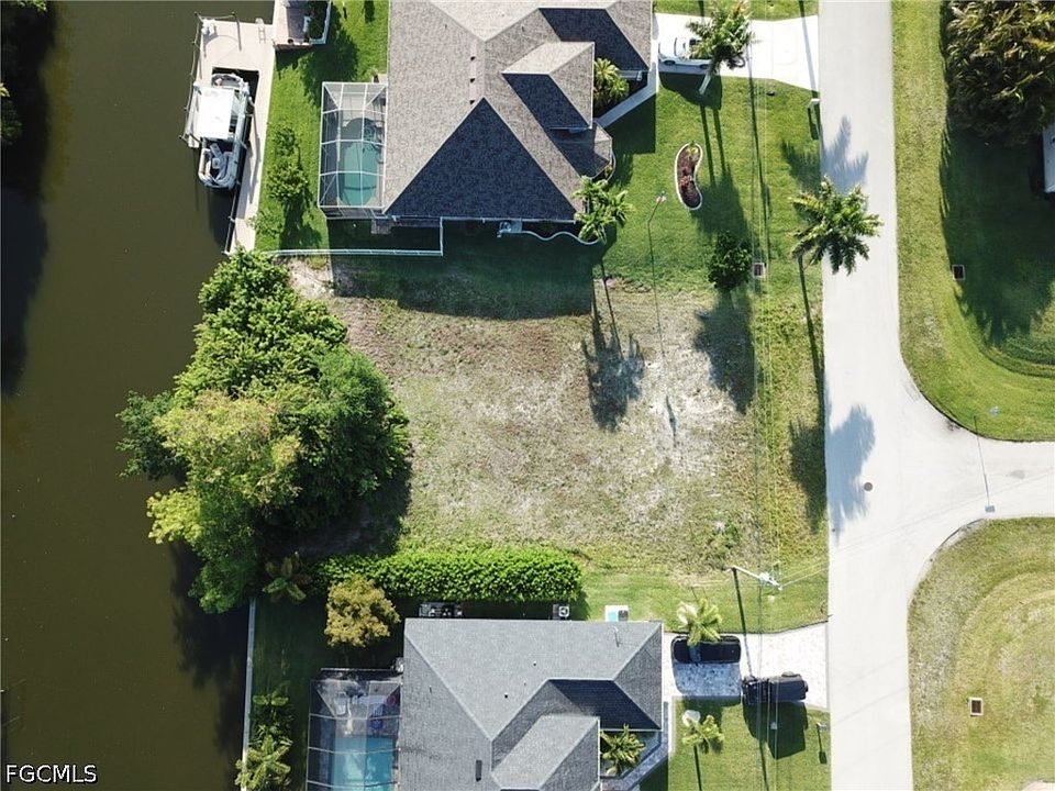 1st image of 1831 SW 31st Ter