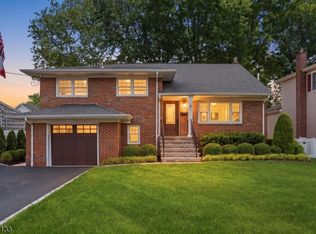 6 Davis St, Cranford, NJ 07016