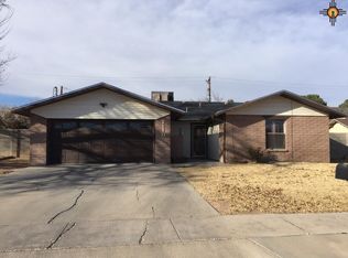 2110 W Clayton Ave, Artesia, NM 88210